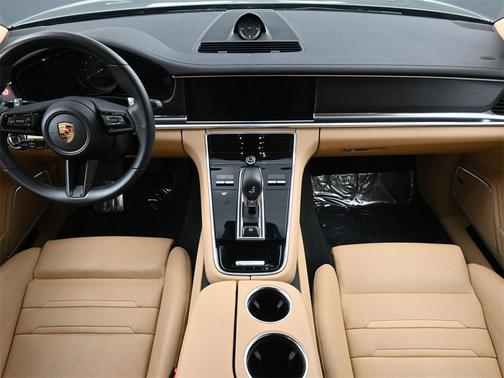 2022 Porsche Panamera Platinum Edition