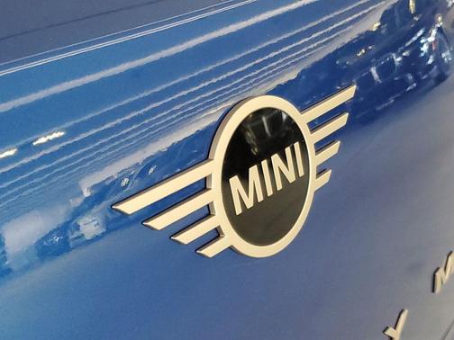 Blazing Blue Metallic 2026 MINI Countryman S