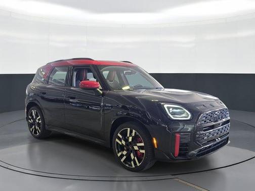 Black 2027 MINI Countryman Cooper