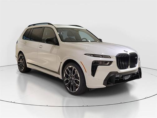 2025 BMW X7 M60i