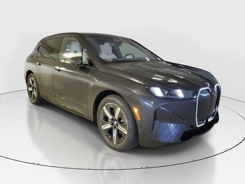 2026 BMW iX xDrive45