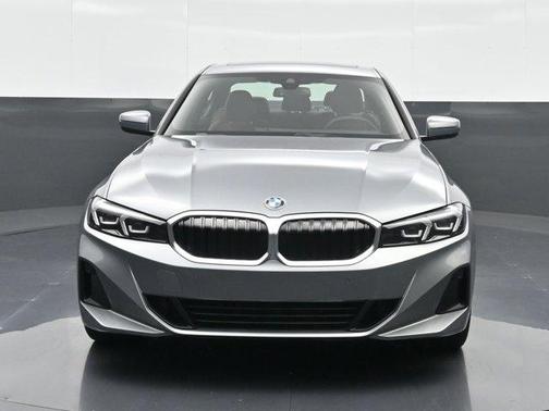 2025 BMW 330 i