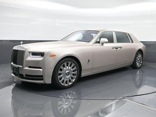 2022 Rolls-Royce Phantom 