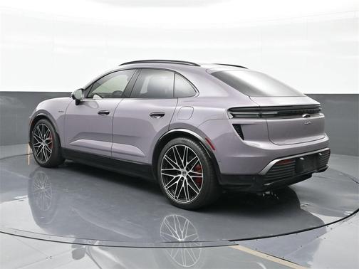 2024 Porsche Macan Electric Turbo