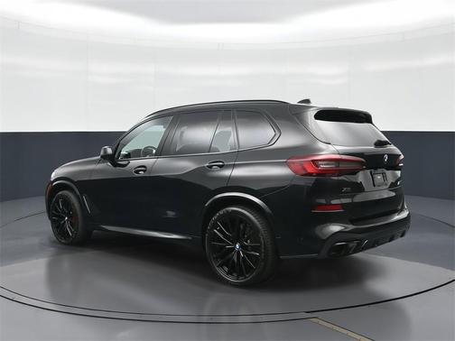 2023 BMW X5 M50i