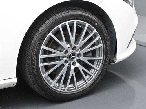 2022 Mercedes-Benz CLA 250 Base