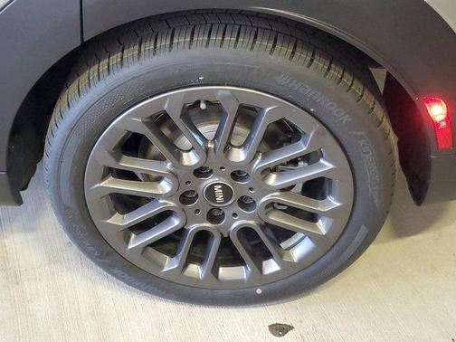 2026 MINI Hardtop Cooper