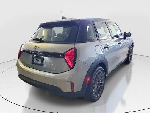 2026 MINI Hardtop Cooper