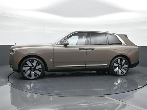 2025 Rolls-Royce Cullinan 