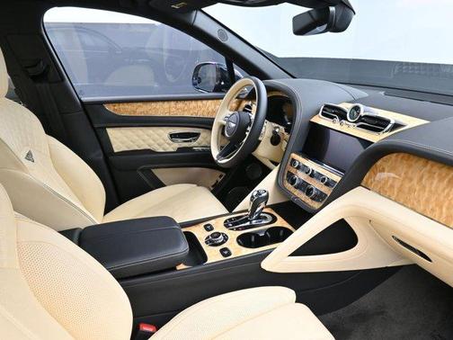 2022 Bentley Bentayga V8