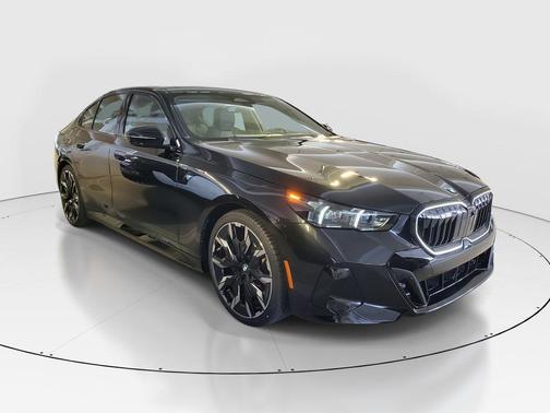 Black Sapphire Metallic 2026 BMW 530 i