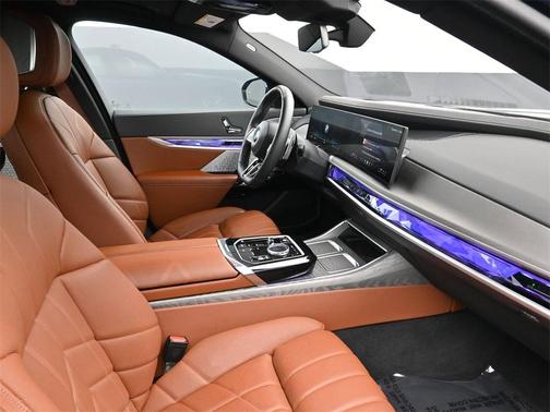 2024 BMW 760 760i xDrive