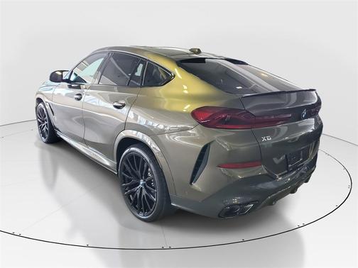 2026 BMW X6 M60i
