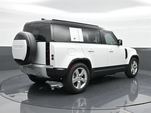 2024 Land Rover Defender P400 S