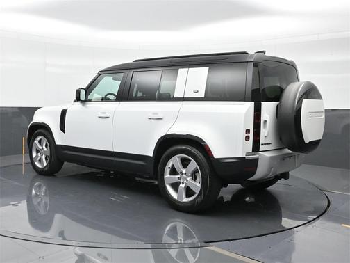 2024 Land Rover Defender P400 S