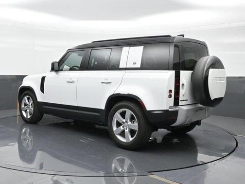 2024 Land Rover Defender P400 S