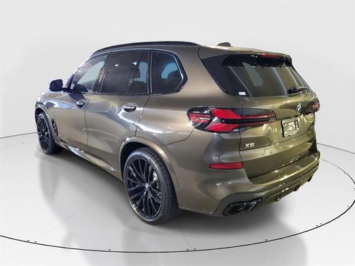 2026 BMW X5 M60i