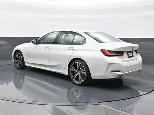 2023 BMW 330 i