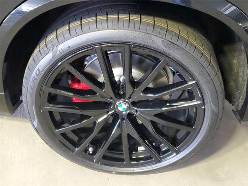 Black Sapphire Metallic 2026 BMW X5 M60i