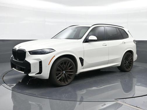 Alpine White 2025 BMW X5 sDrive40i