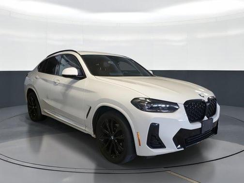 2023 BMW X4 xDrive30i