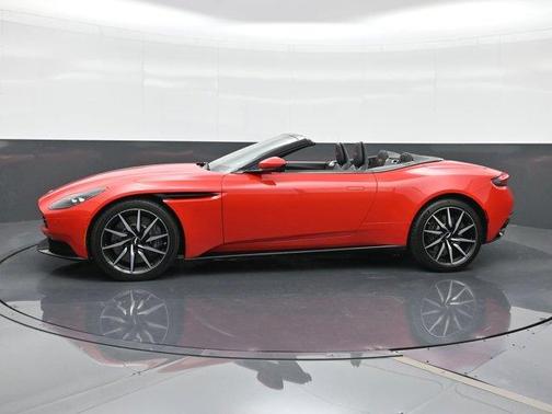 2020 Aston Martin DB11 Volante