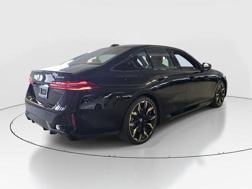 2026 BMW 550e xDrive