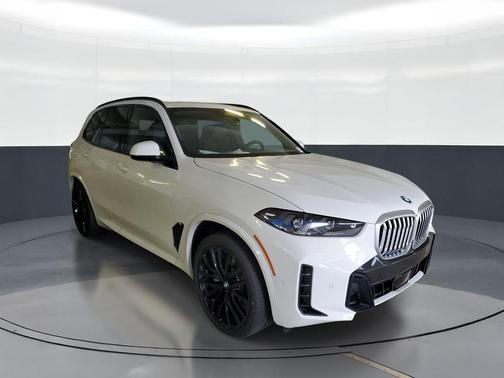 Alpine White 2026 BMW X5 sDrive40i
