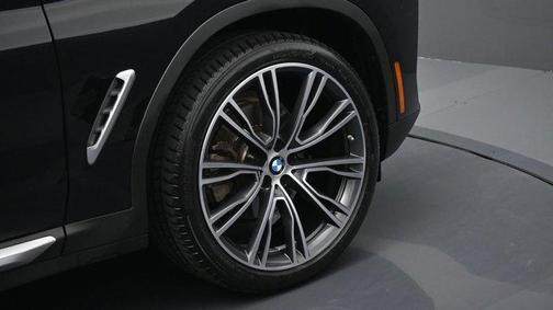 Jet Black 2023 BMW X3 sDrive30i
