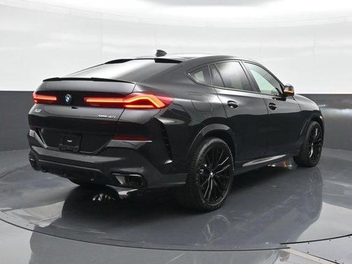 2023 BMW X6 xDrive40i