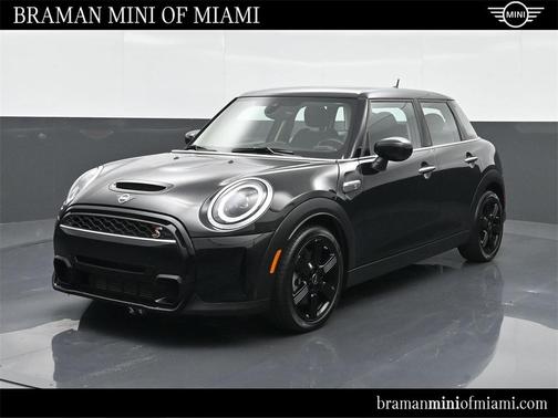 2023 MINI Hardtop Cooper