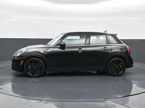 2023 MINI Hardtop Cooper