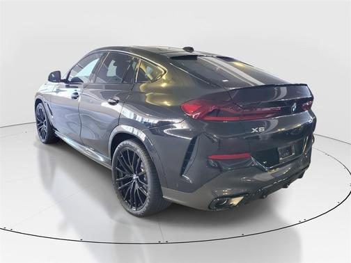 2026 BMW X6 xDrive40i