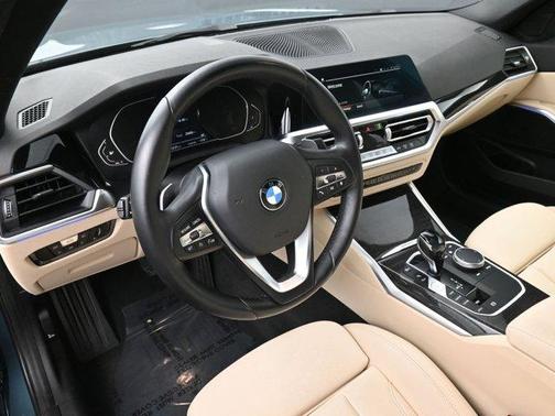 2021 BMW 330 i