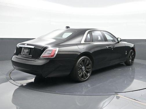 2024 Rolls-Royce Ghost