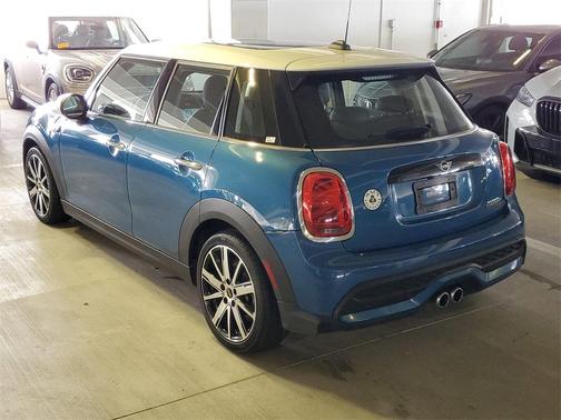 2023 MINI Hardtop Cooper