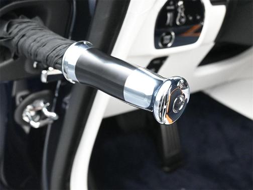 2025 Rolls-Royce Spectre 