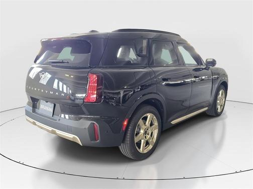 2025 MINI Countryman S