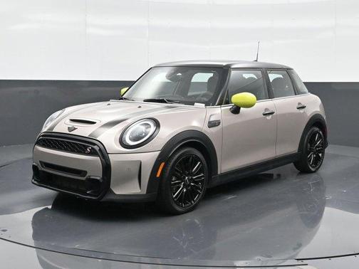 Gray Metallic 2023 MINI Hardtop Cooper S
