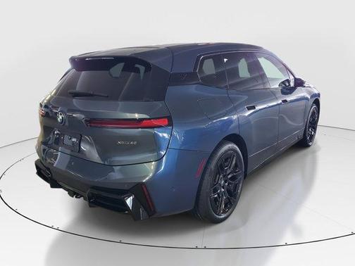 2026 BMW iX xDrive60