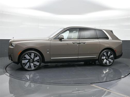 2025 Rolls-Royce Cullinan 