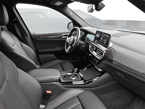 2023 BMW X3 M40i