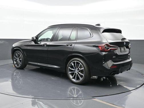 2023 BMW X3 M40i