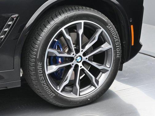 2023 BMW X3 M40i
