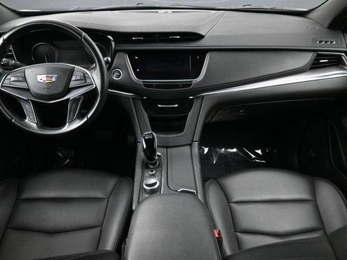 2022 Cadillac XT5 Luxury