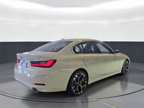 Alpine White 2026 BMW 330 I