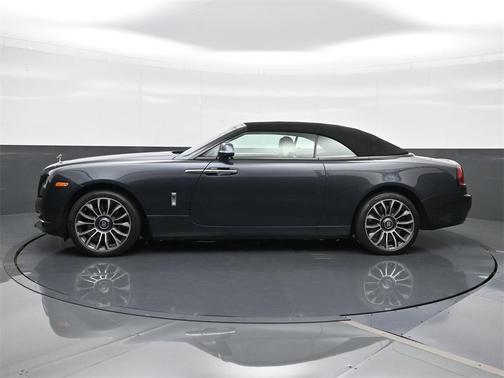 2019 Rolls-Royce Dawn Base