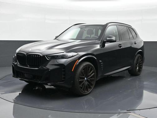 Black Sapphire Metallic 2024 BMW X5 sDrive40i