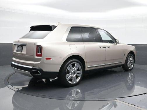 2023 Rolls-Royce Cullinan 