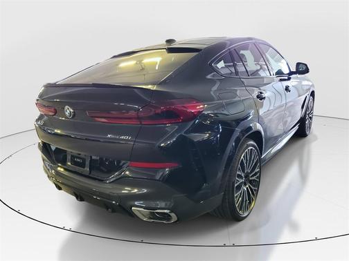 2026 BMW X6 xDrive40i